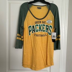 NFL team apparel 3/4 sleeve Packers shirt. Size ladies Large.